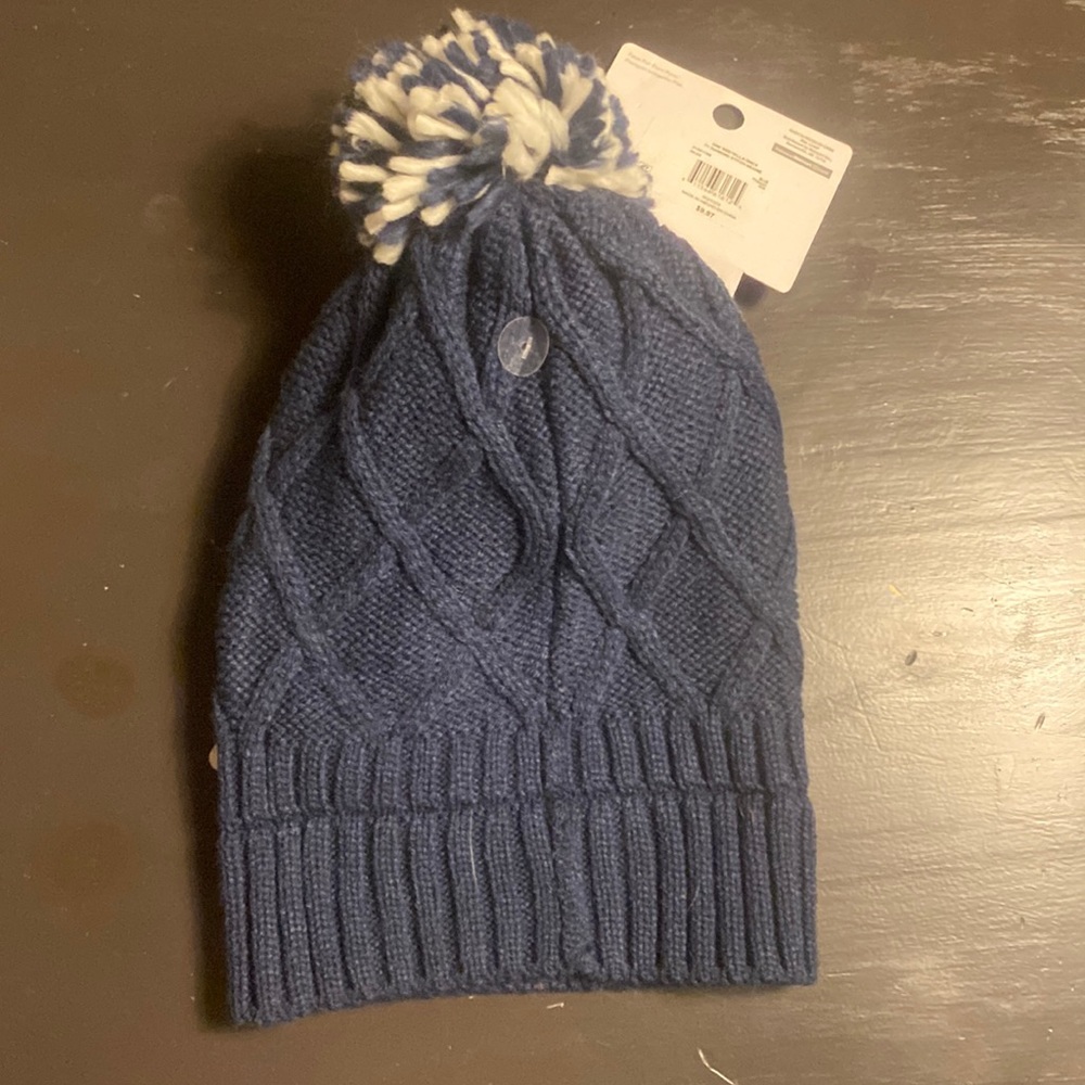 Faux Fur Detachable Pom Pom Beanie w/ extra Pom Pom Ball